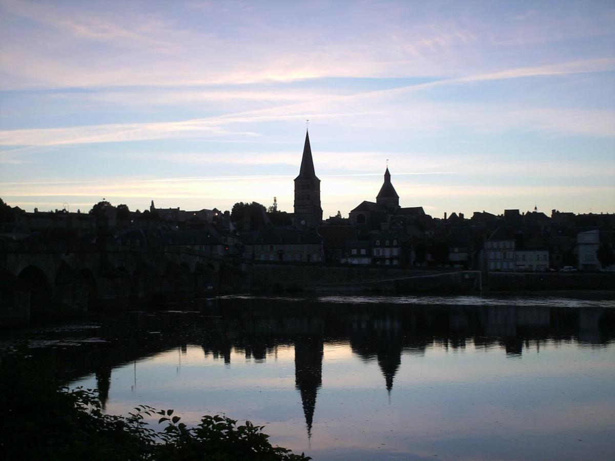 Maison De La Loire La Charité-sur-Loire Buitenkant foto